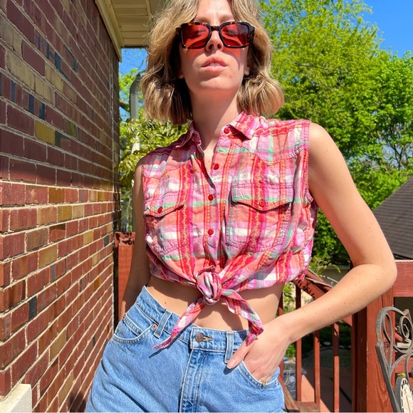 Vintage Pink Plaid Cropped Tie Top - Picture 2 of 5